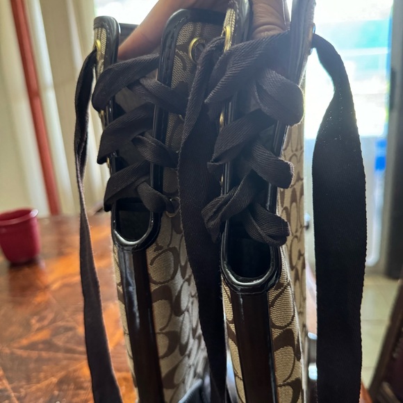 Brown coach boots - Picture 3 of 5